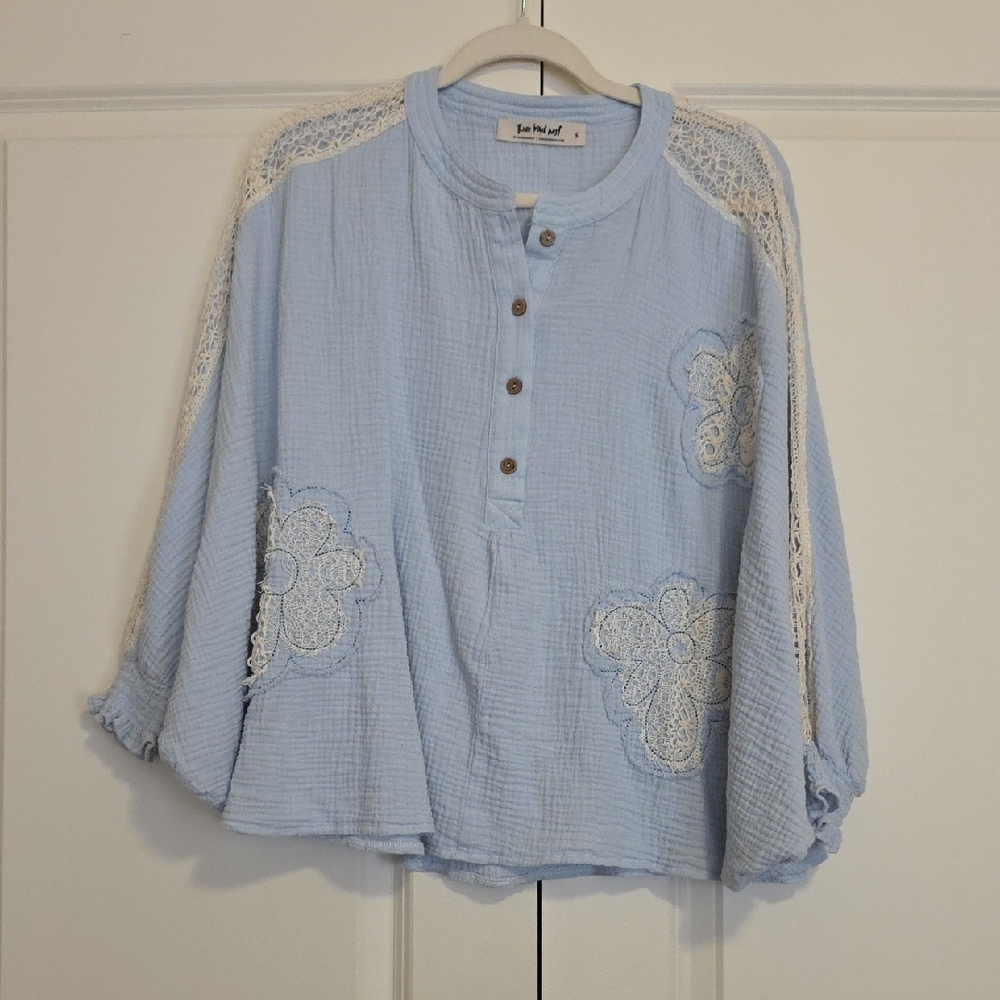 Three Bird Nest Light Blue Lace Blouse